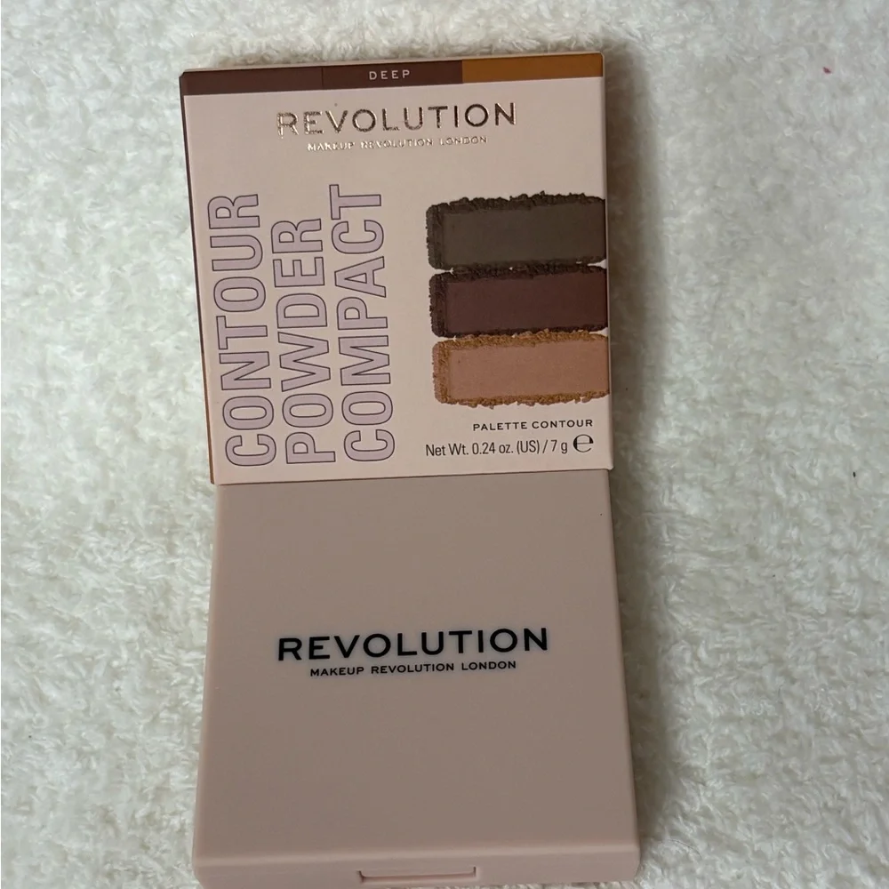 Makeup Revolution Contour Powder Compact Palette
